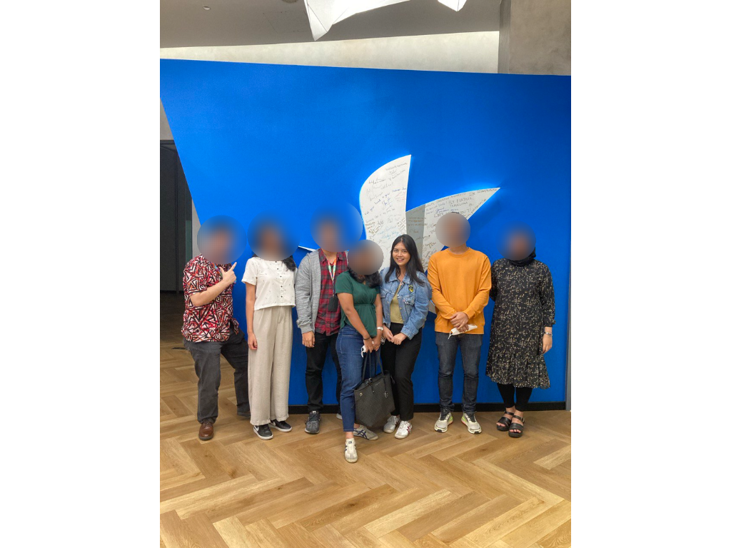 Traveloka Customer Story with Nia Aprilya